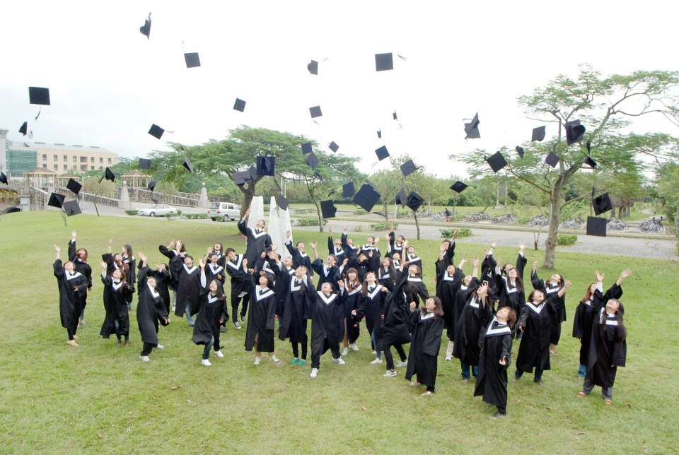 東華大學畢業生