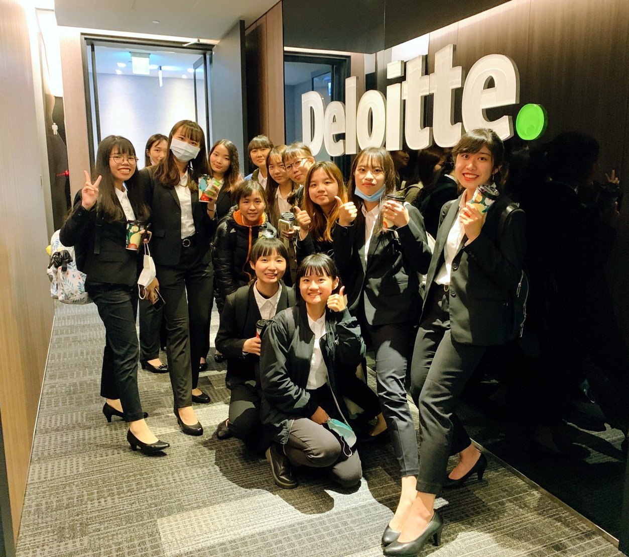 東華會計學系與花蓮高中攜手至勤業眾信聯合會計師事務所參訪