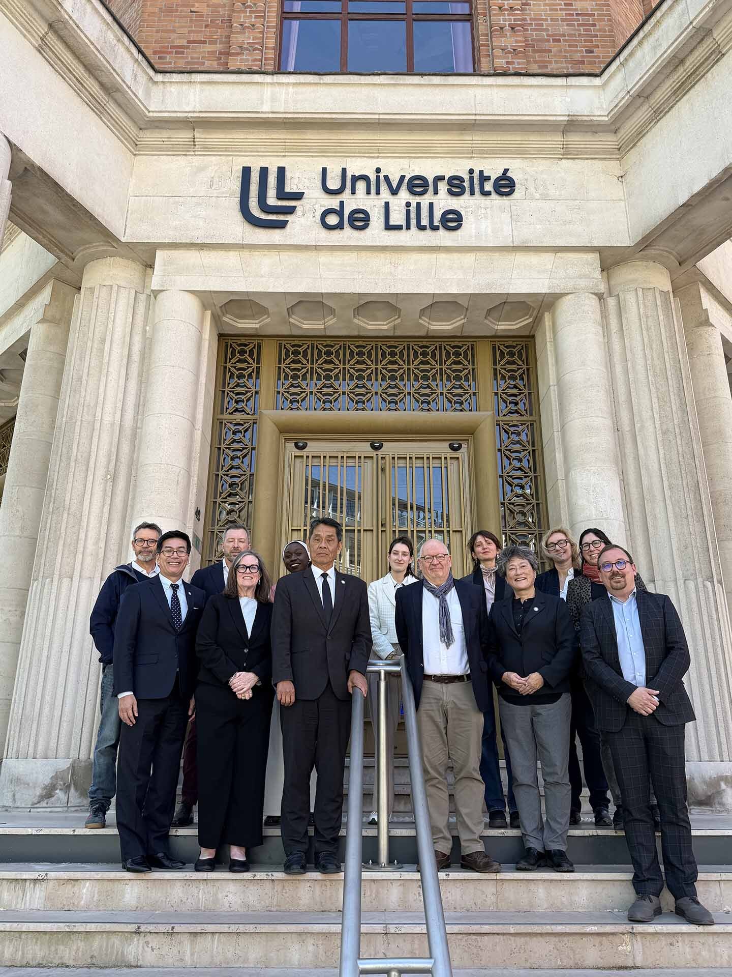 國立東華大學代表團拜訪Université de Lille, ULille後合影留念