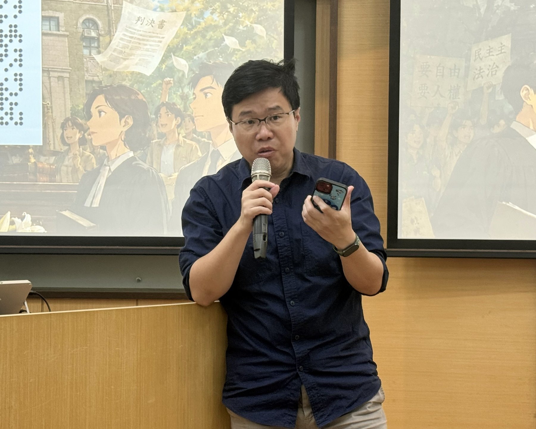 遊戲業師針對同學們的作品進行整體評論